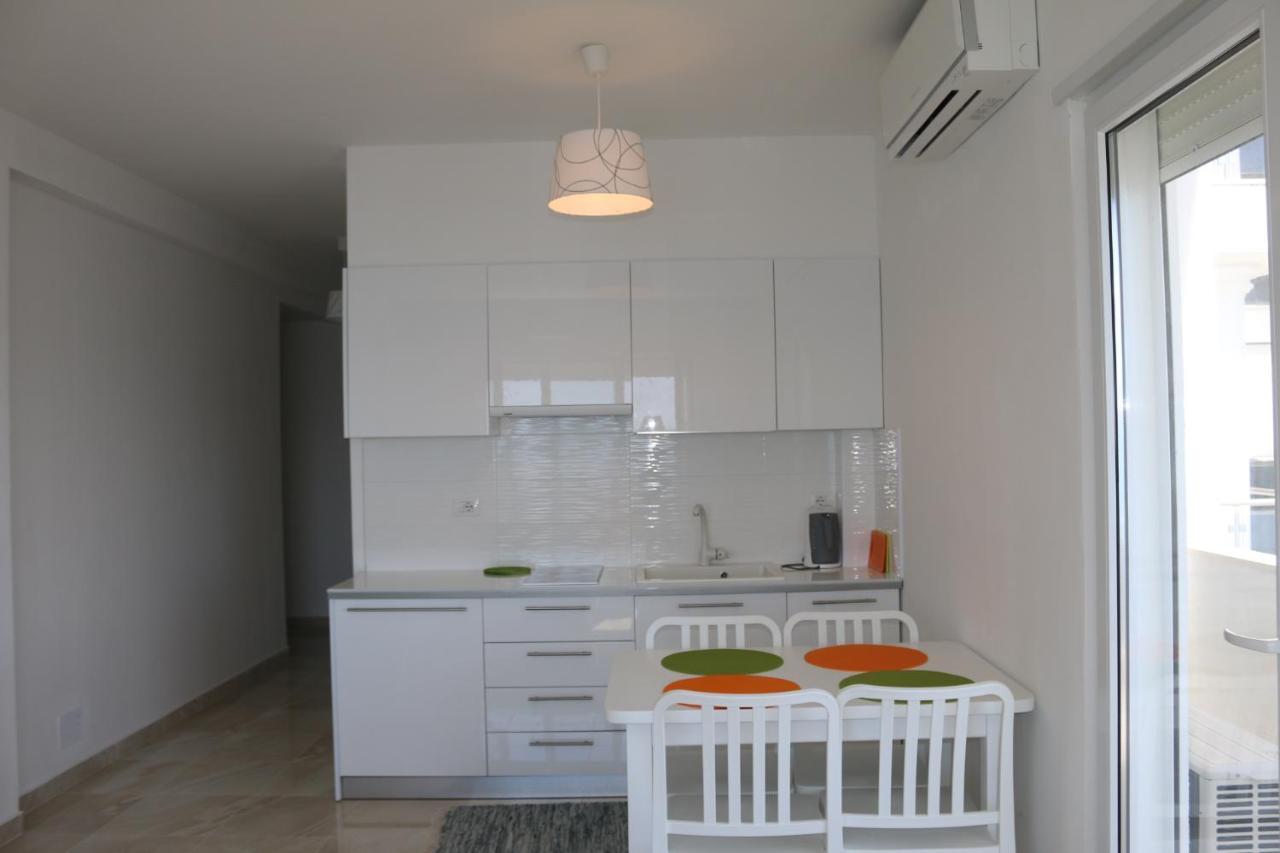 White Sea View Residence Sarande Luaran gambar