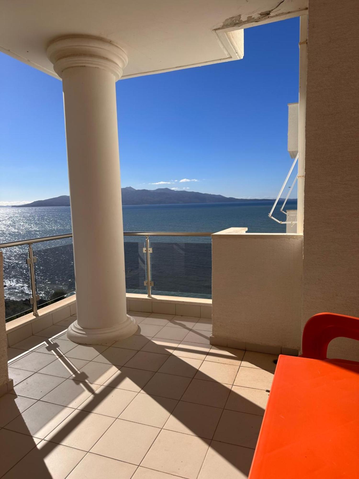 White Sea View Residence Sarande Luaran gambar