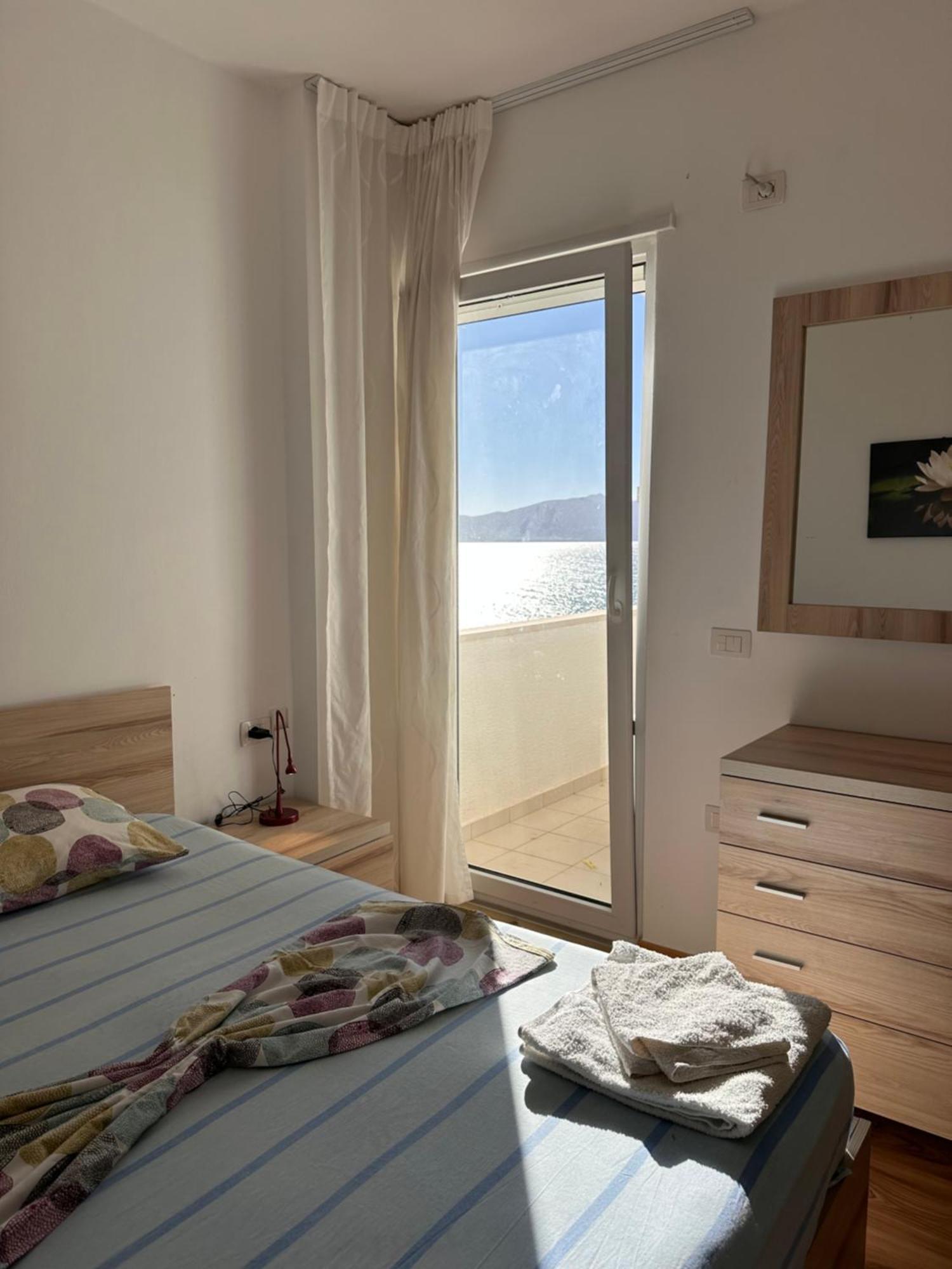 White Sea View Residence Sarande Luaran gambar