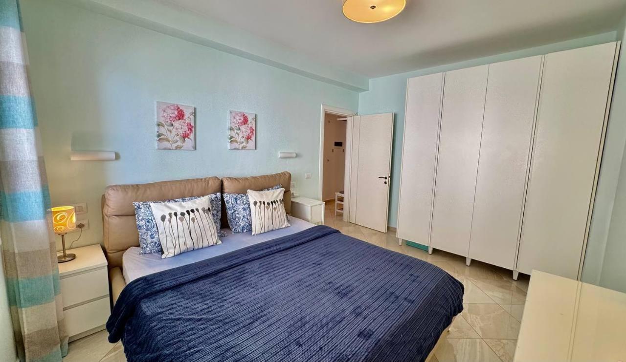 White Sea View Residence Sarande Luaran gambar